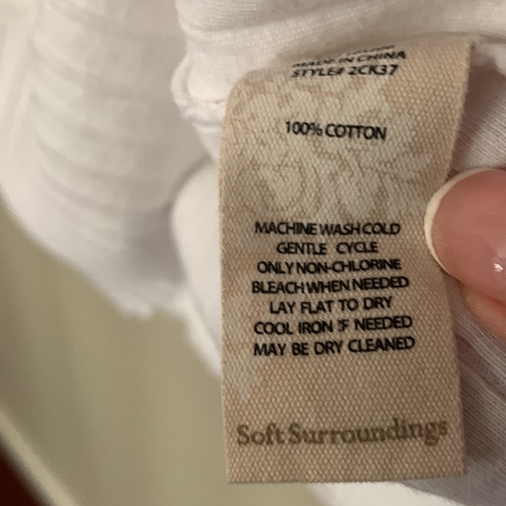 Soft Surroundings white tunic - Picture 10 of 10